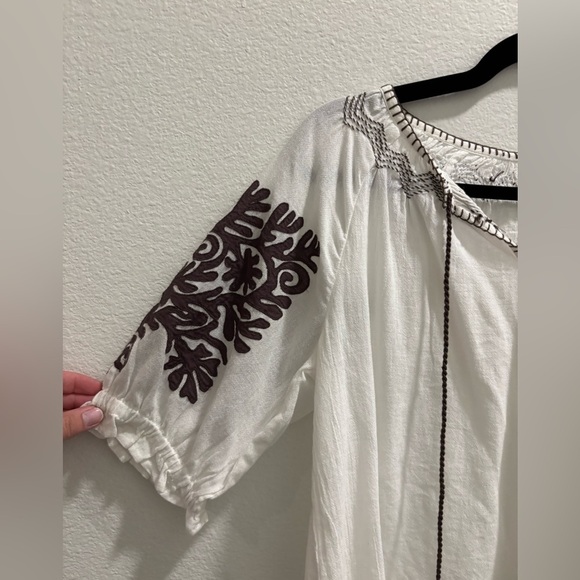 NWT Ivy Jane White Blouse, size XS - Picture 2 of 8